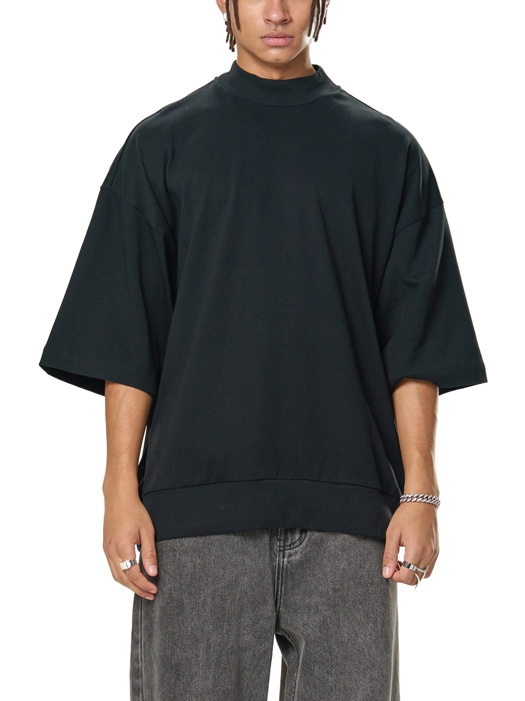 Oversized Mock Neck T-Shirt – Essential Streetwear | Tapstitch-3